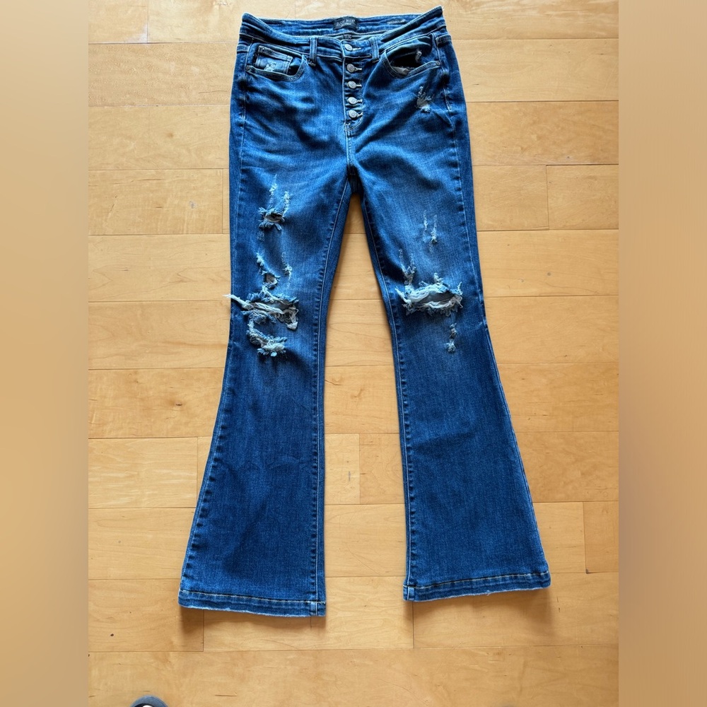 Judy Blue Mid-Rise Button Fly Distressed Trouser Flare Jeans JB82430DK